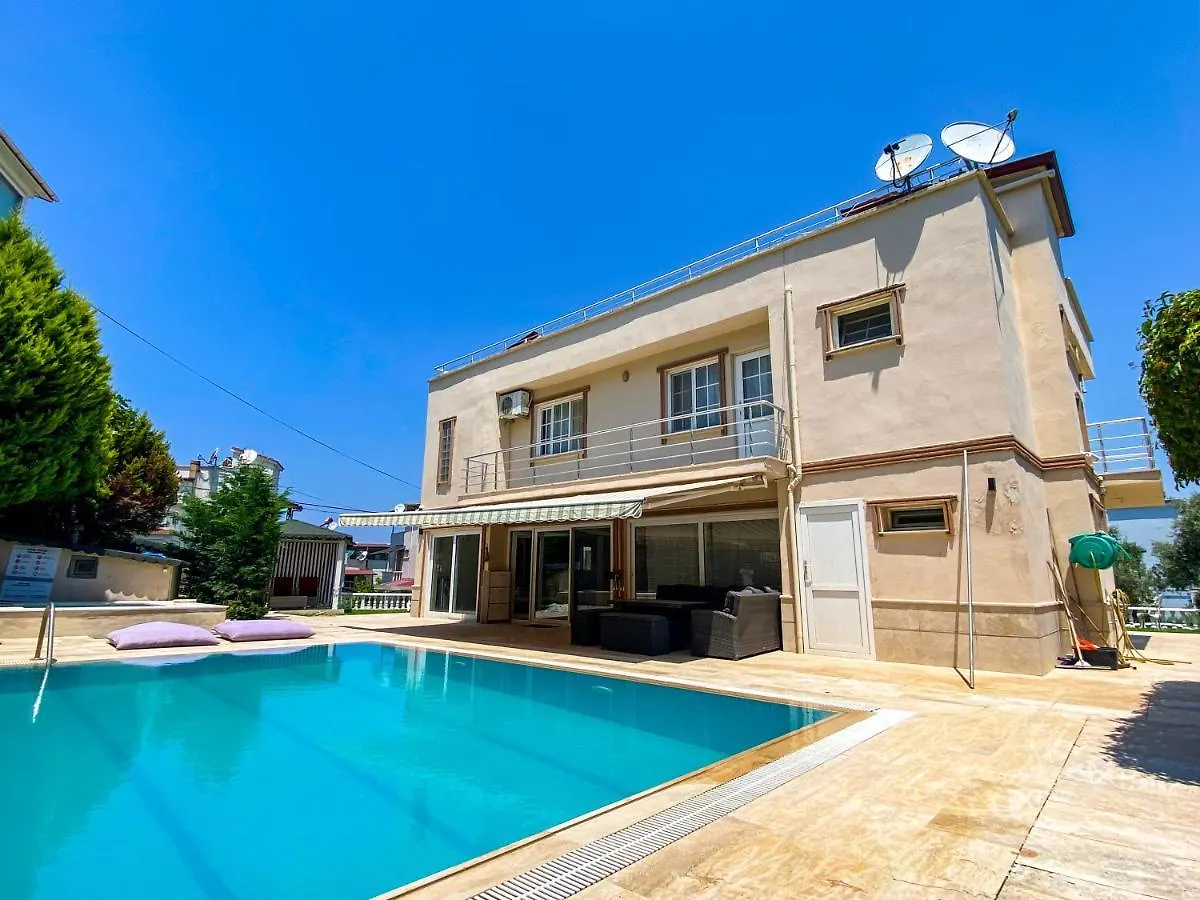 Villa Turkan Kusadasi